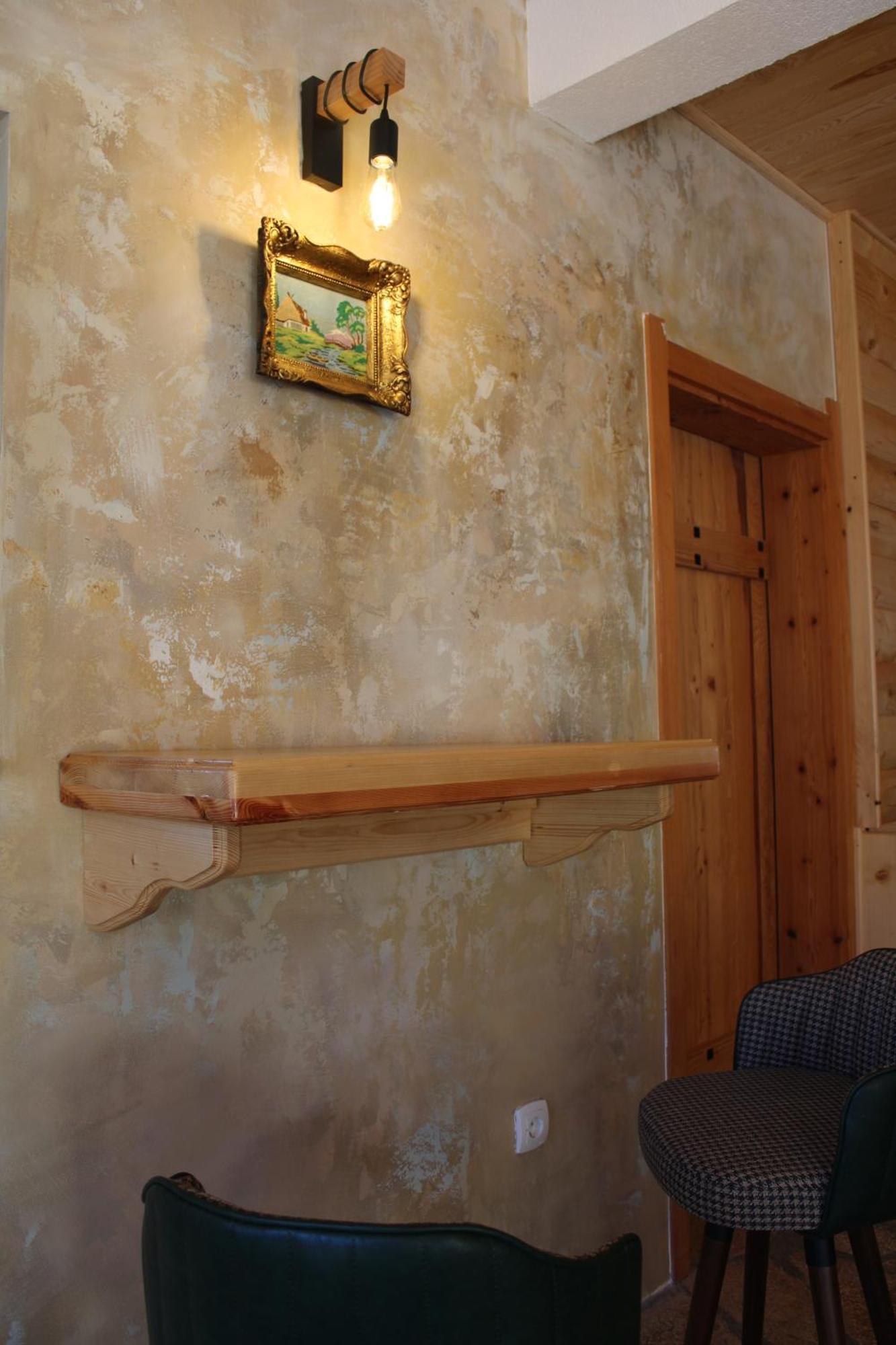 Pubhouse & Rooms Pahulja Колашин Екстер'єр фото